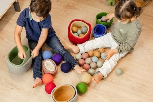 Papoose Toys: Handgefertigtes Spielzeug