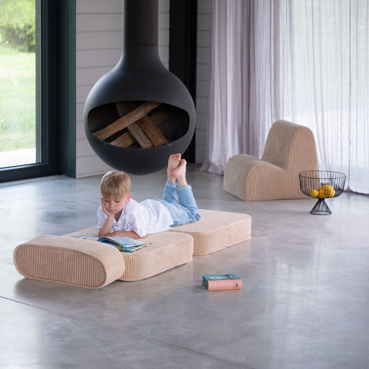 2in1 Kindersessel & Gästebett Flip aus Premium Cord | Wigiwama