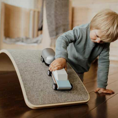 Balance Board mit Filz – Wackelbrett für Kinder | leg&go