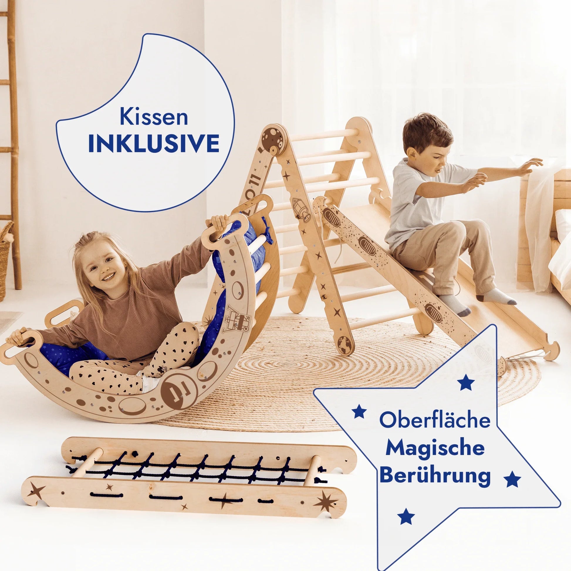 Kinder spielen mit Holz-Kletterset, Pikler Dreieck, Kletterbogen, Kissen und Netz, verysuperb