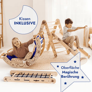 Kinder spielen mit Holz-Kletterset, Pikler Dreieck, Kletterbogen, Kissen und Netz, verysuperb