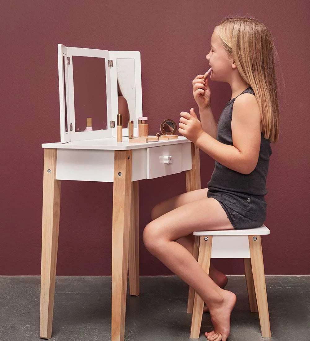 Schminktisch mit Hocker – Rollenspiel Möbel für Kinder | by ASTRUP