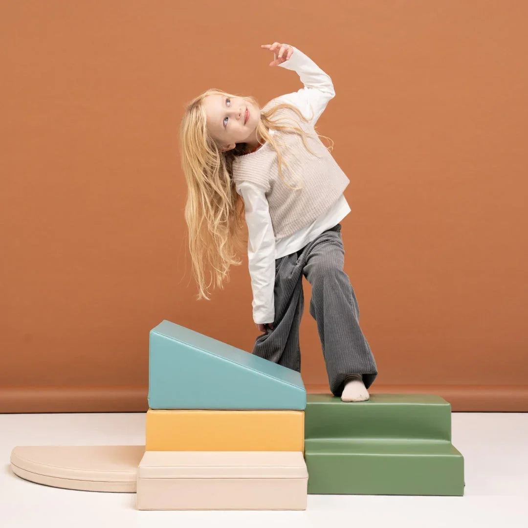 Soft Play Set für Kinder mit weichen Kletterbausteinen