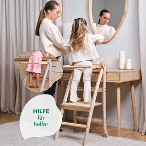 Holz-Lernleiter Montessori Hocker für Kinder am Waschtisch, Mutter hilft, modernes Design