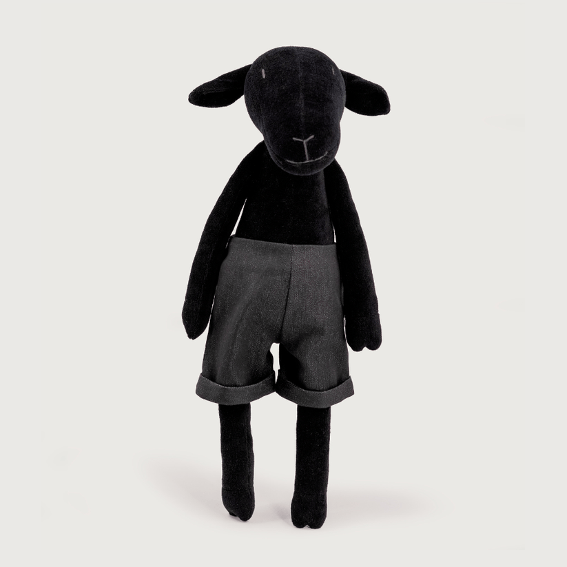 Maia das Schaf Kuscheltier von Adada Paris
